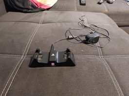 Playstation 4 Numskull Ladestation für Controller.