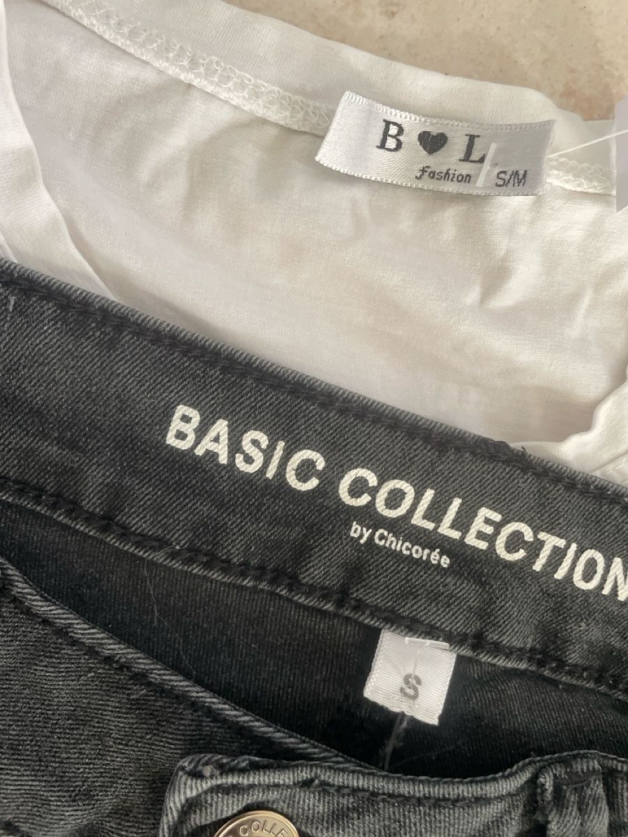 Lotti di vestiti: T-Shirt mit Strass "me" Gr.S/M & Jeans Gr.S – Usato da Obergerlafingen venduto da cabo4 3