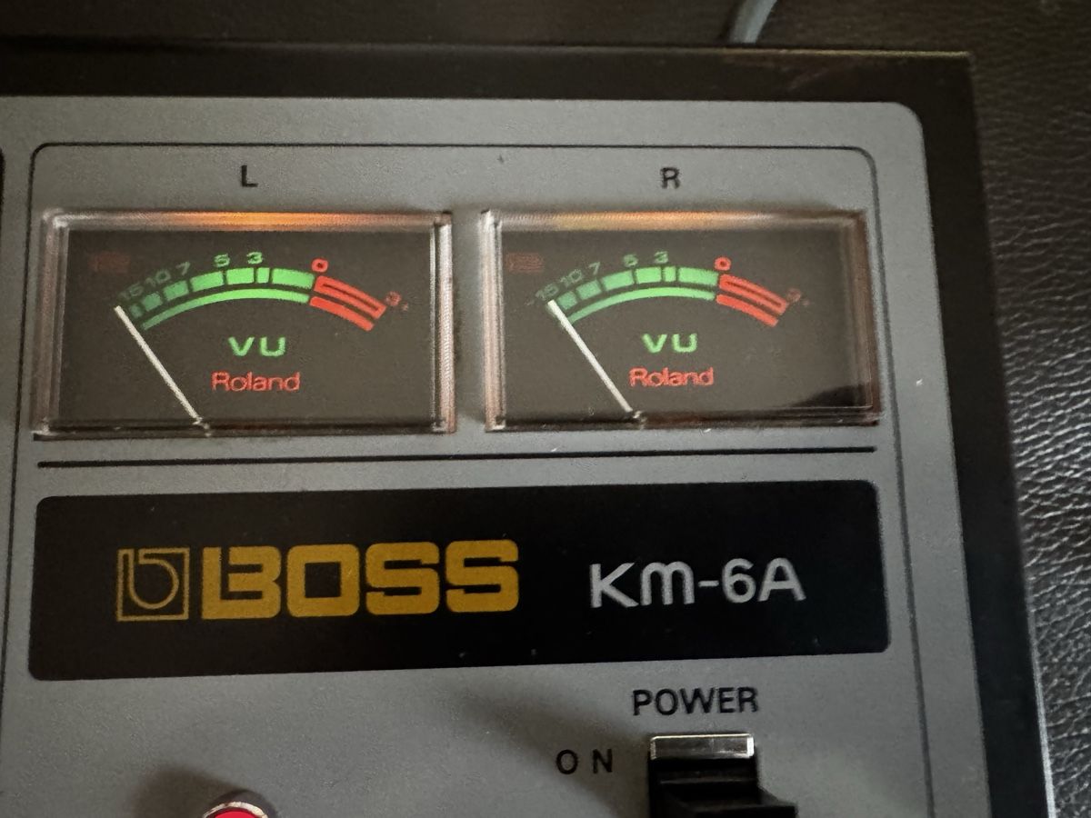 Boss Console di mixaggio: Boss KM-6A - Mixer - Top Zustand – Usato da Zürich venduto da 1cut2 1