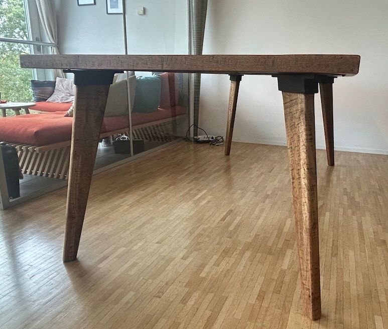 Tische: Woodfactory Esstisch – Gebraucht aus Zürich von Arthi 3
