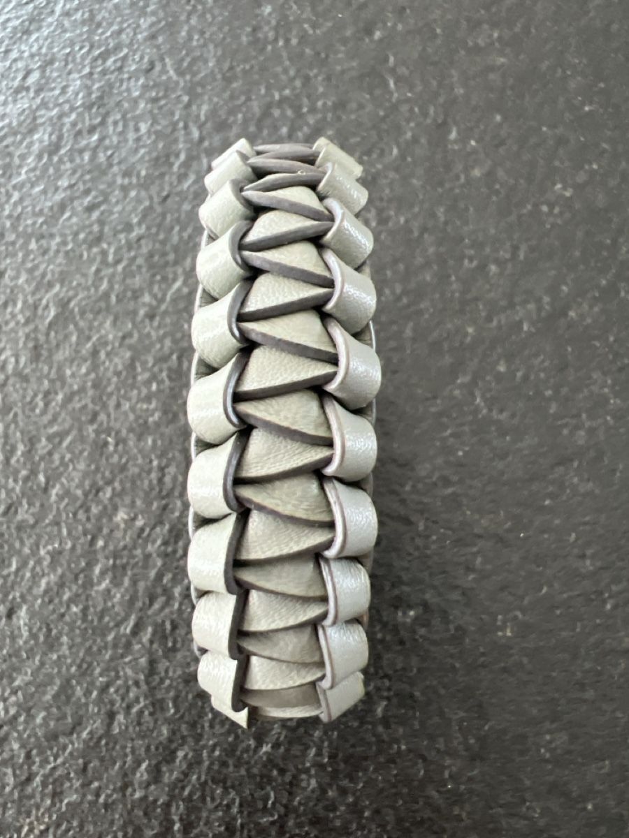 Bracciali & Braccialetti: Echt Leder Armband (Hellgrau) – Nuovo (secondo la descrizione) da HORGEN venduto da vladibarca10 3