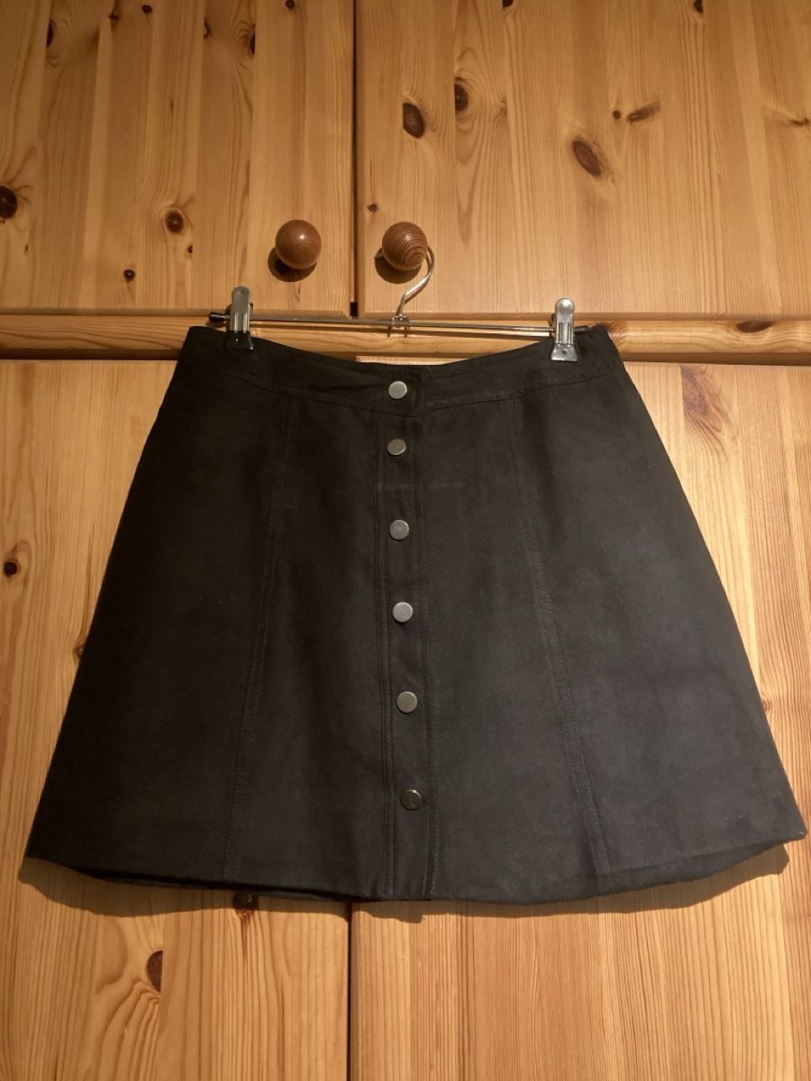 H&M Jupes: Rock Wildleder Optik – Neuf (Voir description) à Zürich par len_t5ch