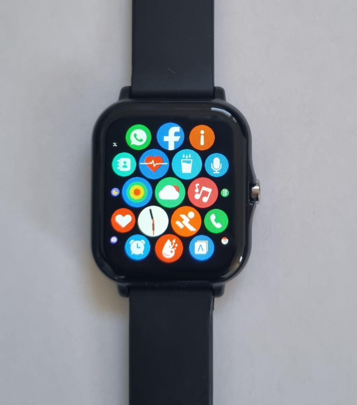 Smartwatch: Smartwatch – Neu (gemäss Beschreibung) aus Windisch von Firstspace 2