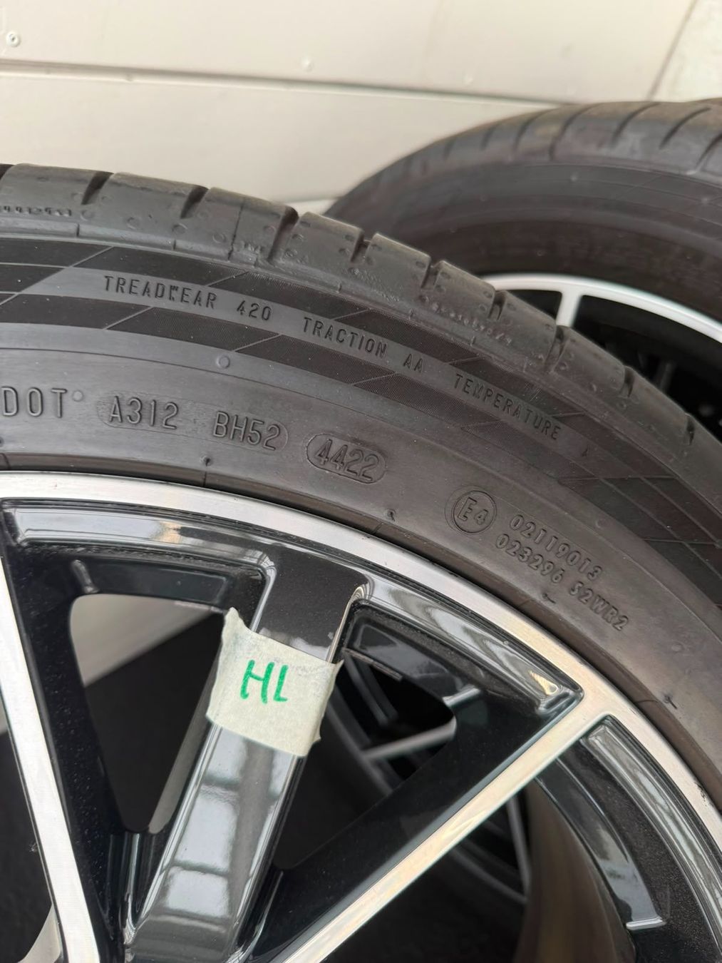Audi Pneumatici & Ruote complete: Audi Q5 / SQ5 Originalräder – Usato da Root venduto da Kevin_Leandro 3