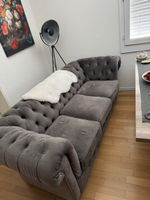 Sofa Chester 3-Sitzer grau Samt guter Zustand