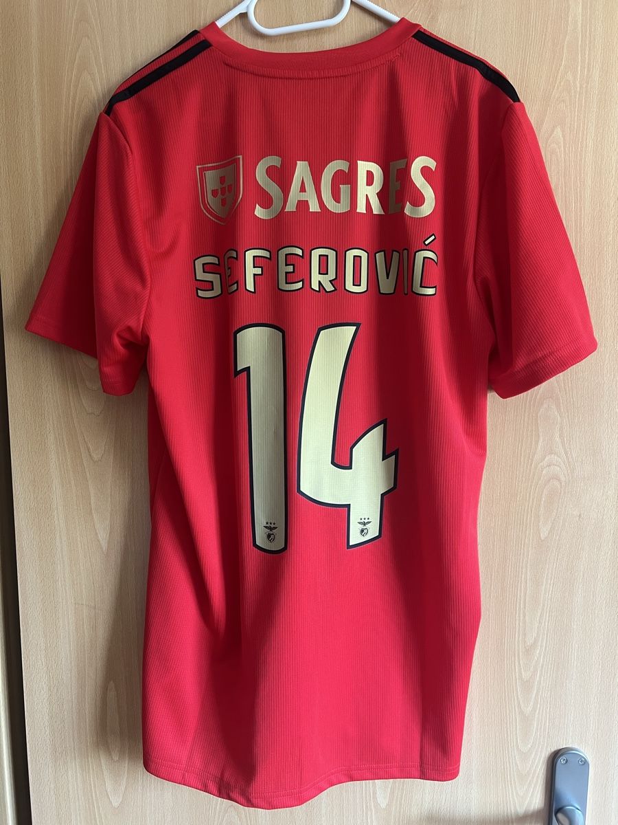 Adidas Canottiere & Pantaloni: Benfica Lissabon Trikot Gr L – Usato da Mümliswil venduto da Calciopat 1