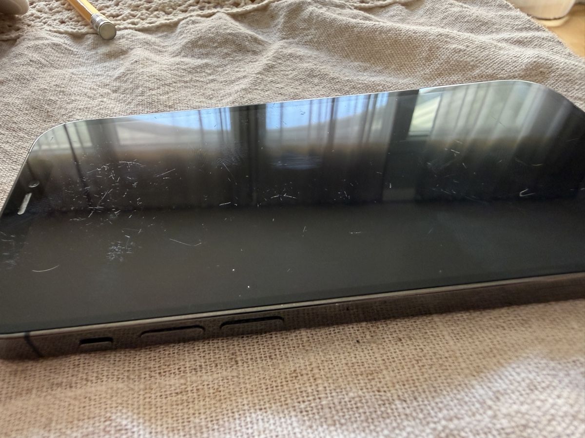 Apple Telefoni cellulari / Smartphones: Iphone 12 Pro - 512GB - Space Grey – Usato da Biel/Bienne venduto da Sony56 2