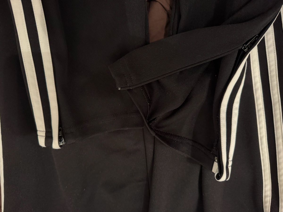 Adidas Pantalons: Adidas Trainerhose – D'occasion à Eschenbach LU par Tatzi1 8
