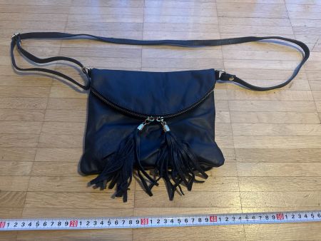 Damen Handtasche schwarz Leder