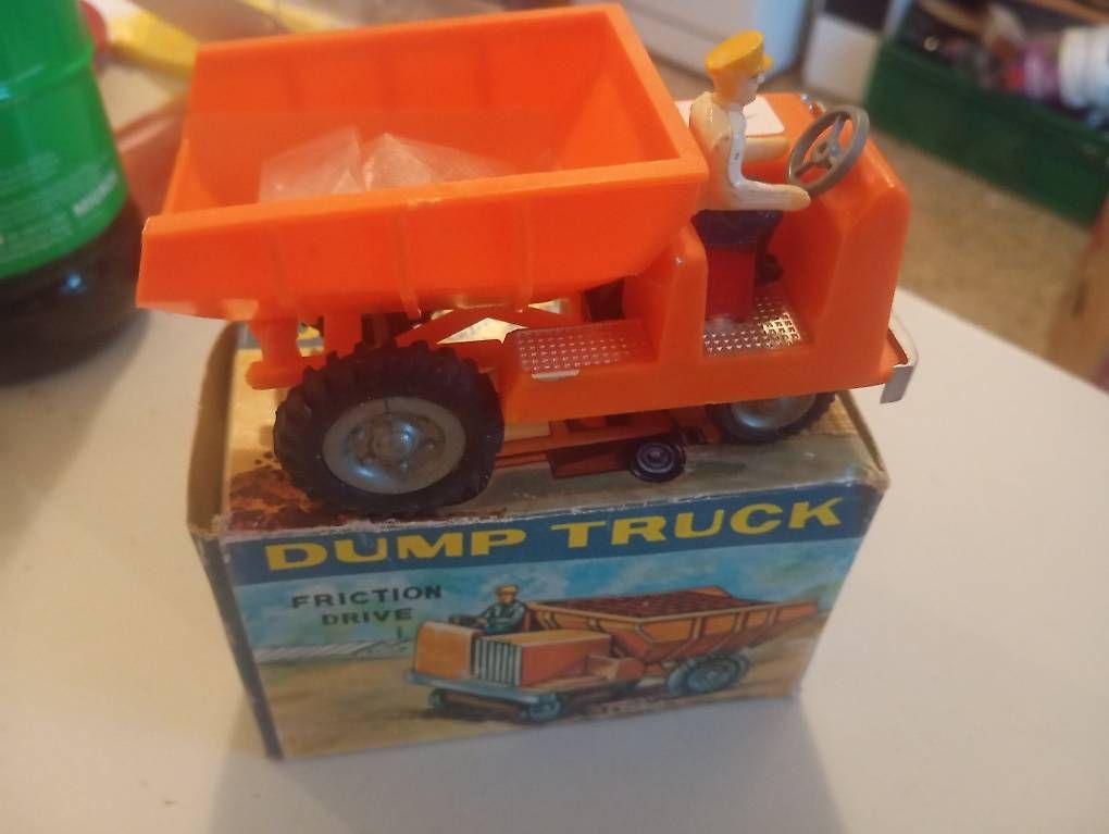 Modellini d'auto: Dump Truck hong Kong – Usato da Basel venduto da Petergunn