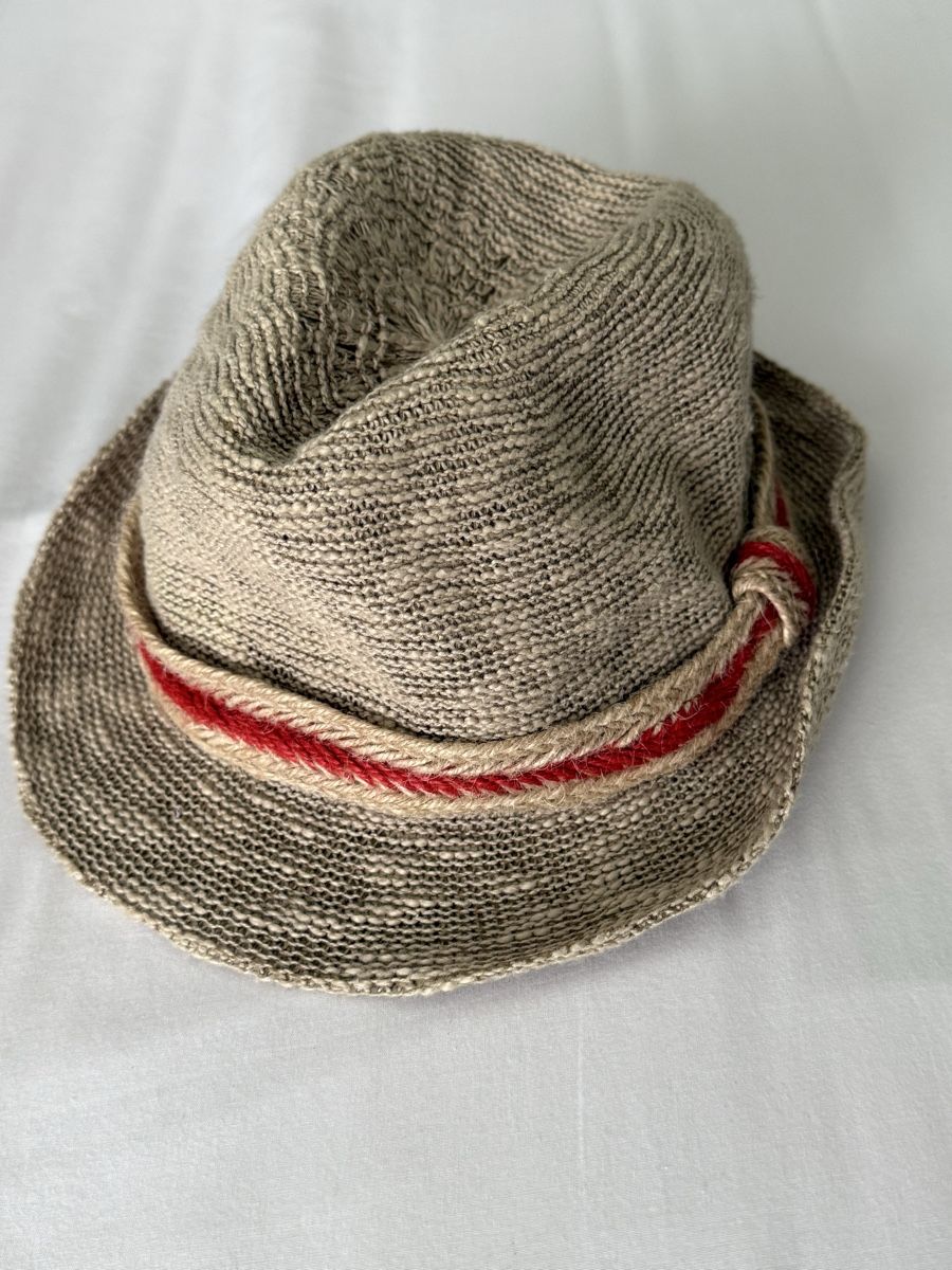 Zara Sonstige Jungenkleidung: Kids Zara Beige Hat – Gebraucht aus Horgen von thesilverarrow 3