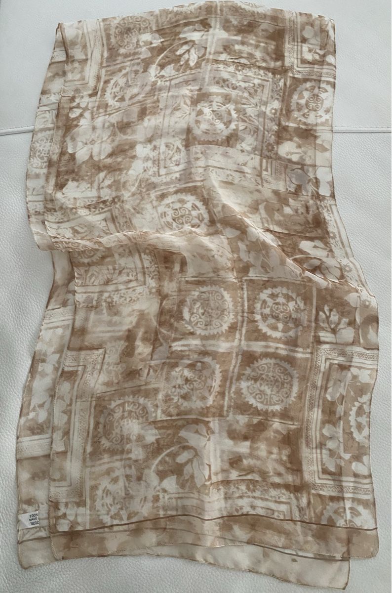Foulard & Sciarpe: Seiden Schal 🌸 – Usato da Opfikon venduto da Luis144 2