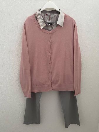 Elegantes Outfit mit Bluse und Weste, Grösse 44