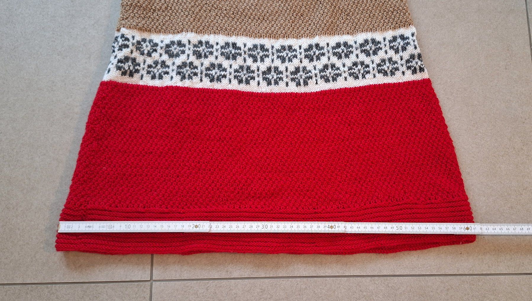 Robes: Handgestricktes Kleid – D'occasion à Muttenz par Wartenberg1958 4