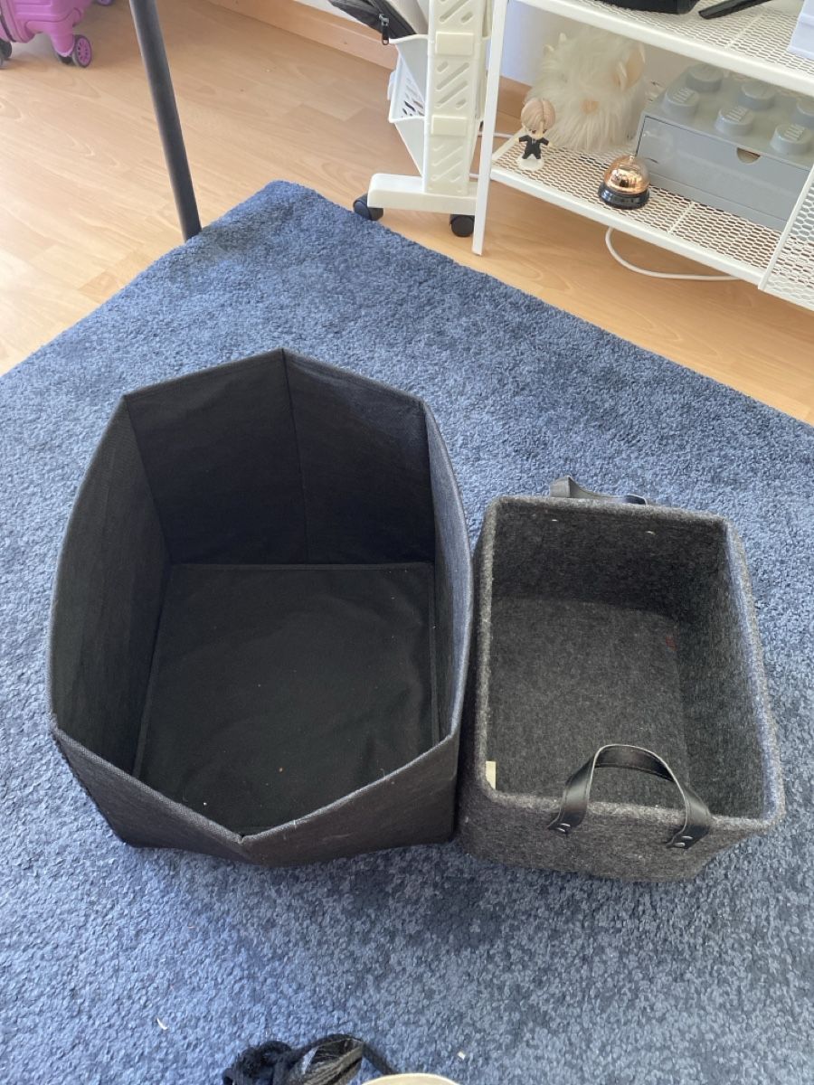 Casse di trasporto: Two light storage boxes – Usato da Basel venduto da hea_pp2f
