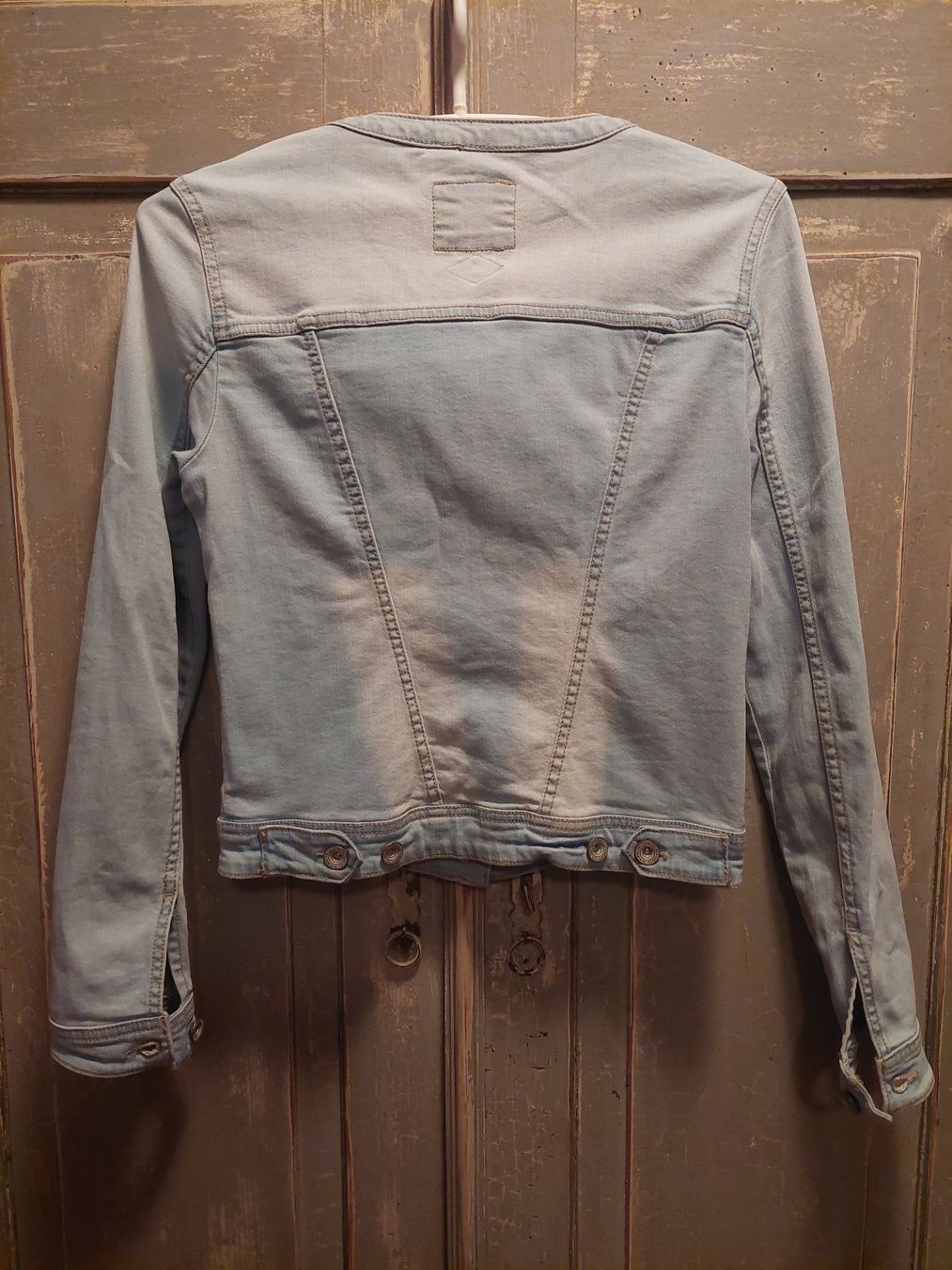 C&A Giacche: Clockhouse Collection . Jeans Jacke - S – Usato da Besenbüren venduto da piculo 2