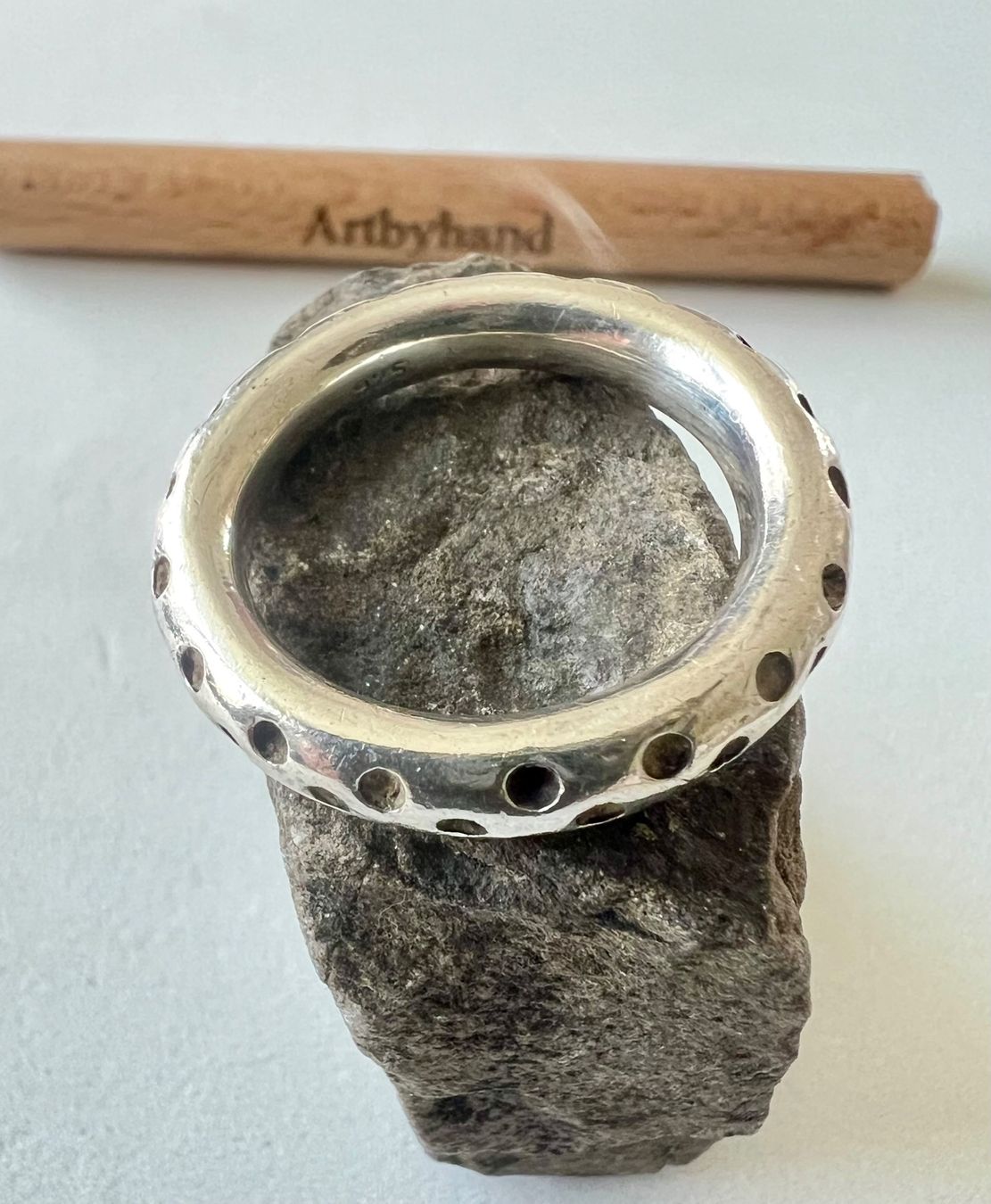 Anelli: Handgefertigt Eternity-Bandring Silber 925 Durchbruchmuster – Usato da Ruswil venduto da artbyhand 6