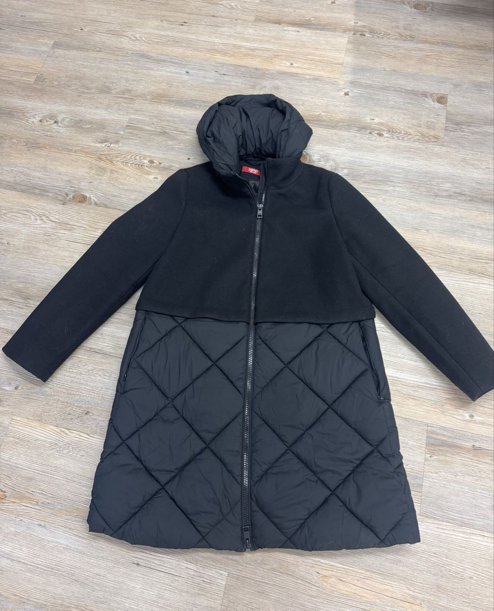 Esprit Cappotti: Wintermantel Esprit – Usato da Malans GR venduto da gigaduo