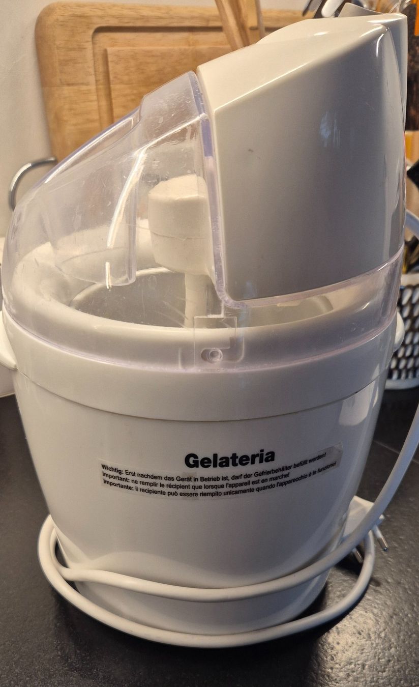 Migros Elettrodomestici da cucina: Sorbetière "Gelateria" – Usato da Villars-sur-Glane venduto da Verocac 1