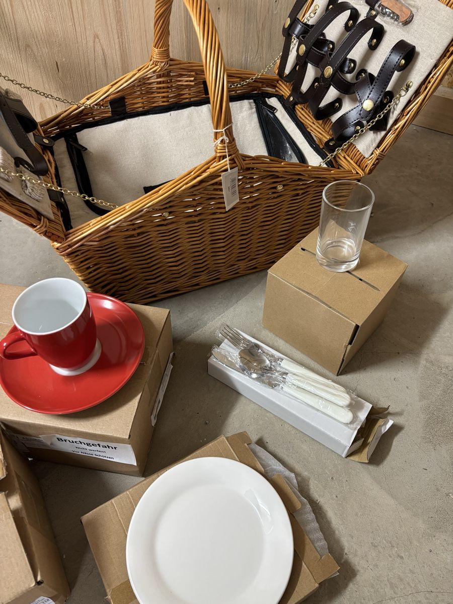 Sonstiges für Haushalt & Wohnen: Picknickkorb – Neu und originalverpackt aus Flums von mic_p28w 5