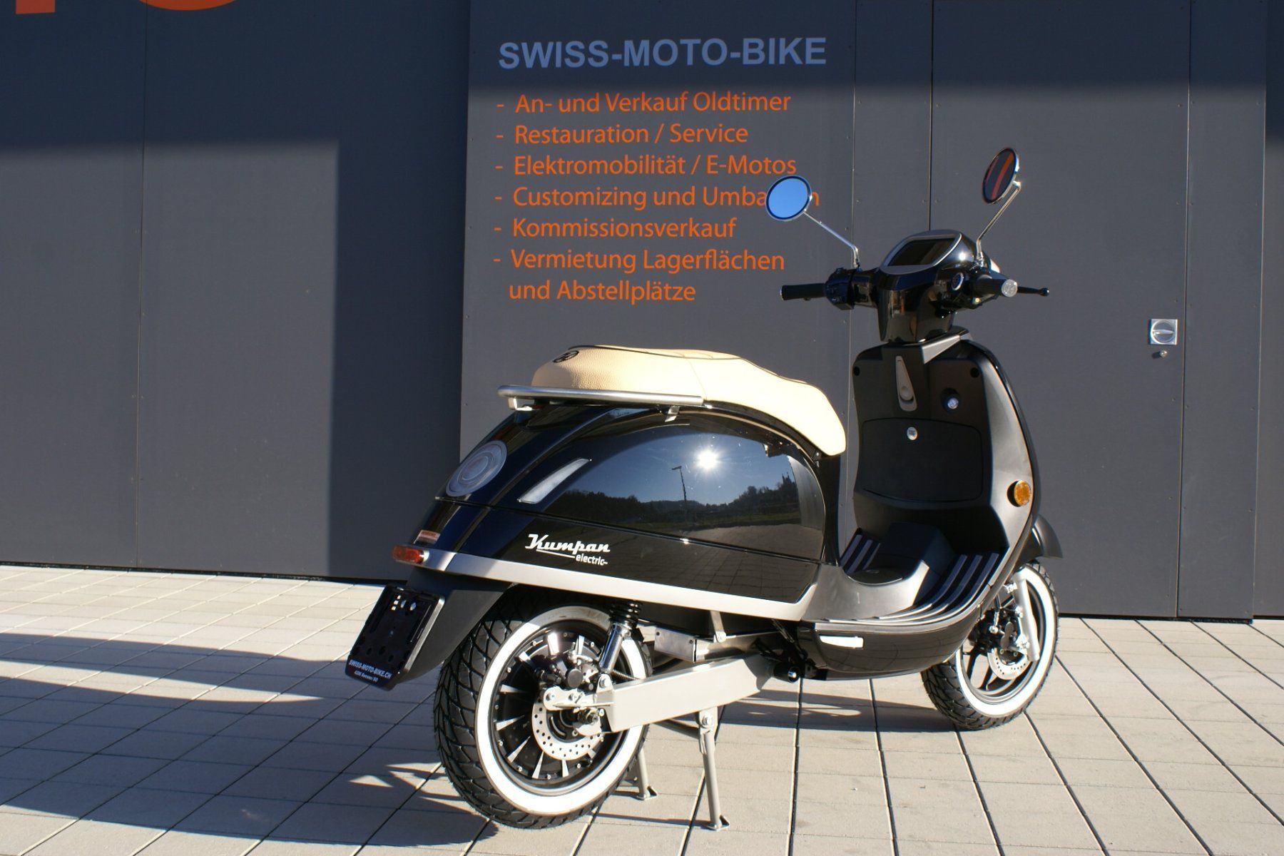 Scooter: Ausstellungsmodell E-Roller 45km/h neu mit 50% Rabatt – Usato da Seewen SO venduto da Eliane-Nora