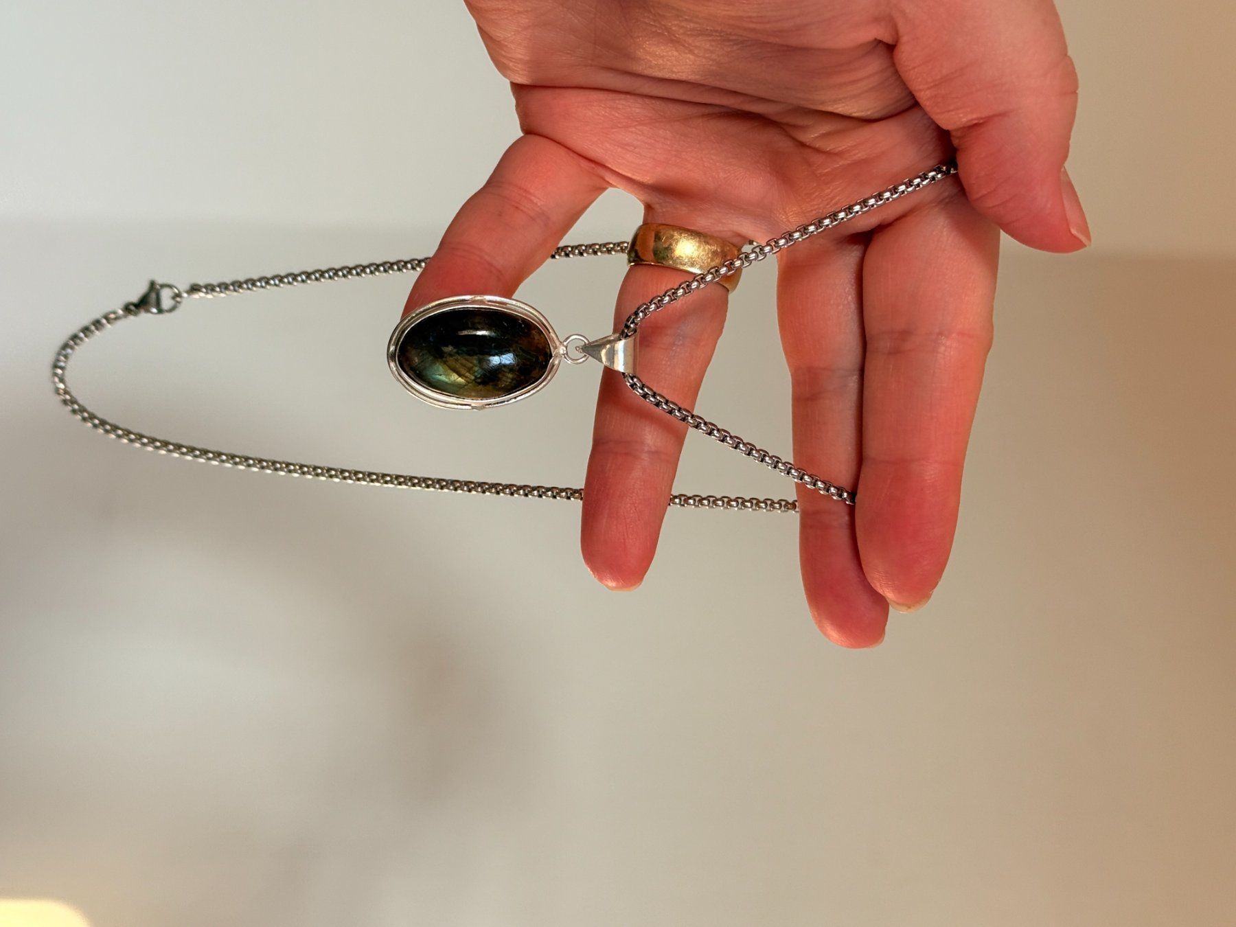 Ketten: Collier labradorite  - Élégance & Mystère ✨ – Neu und originalverpackt aus Genève von AGBERG 2
