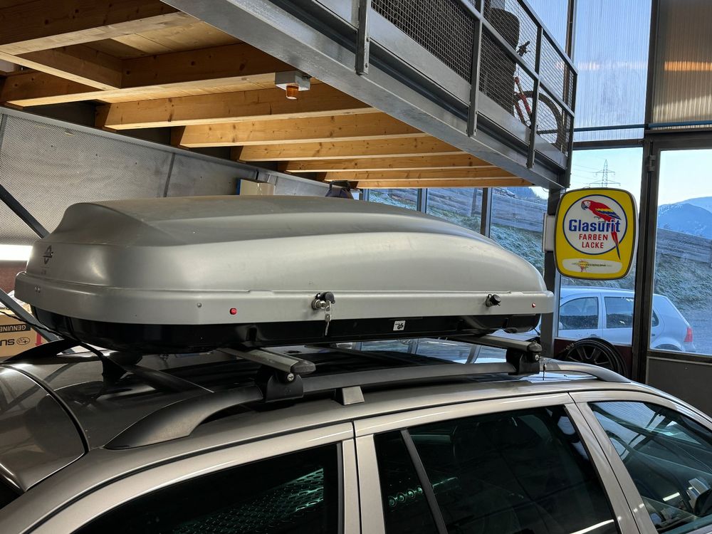 Dachbox Mit Grundtrager