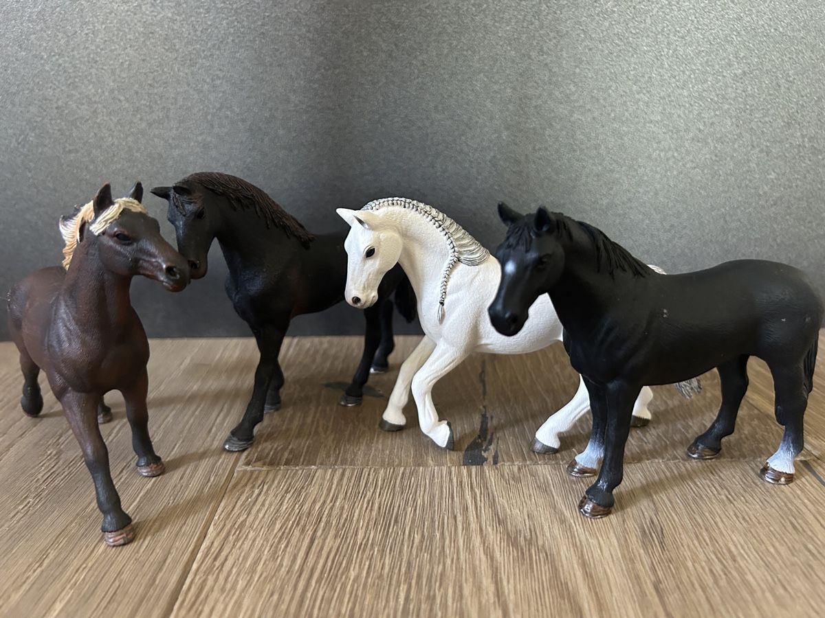 Schleich Giocattoli: Schleich Pferde – Usato da Winterberg ZH venduto da Amina023 2