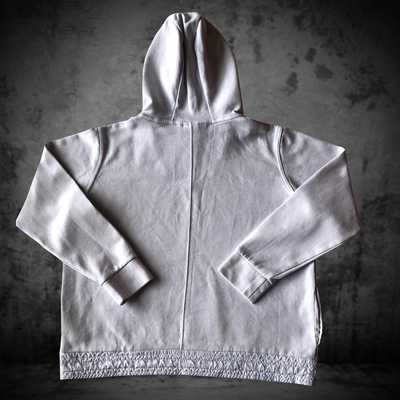 Nike Pullover & Sweatshirts: Pull Nike White Women L – Gebraucht aus Genève von ang_7j7j 7