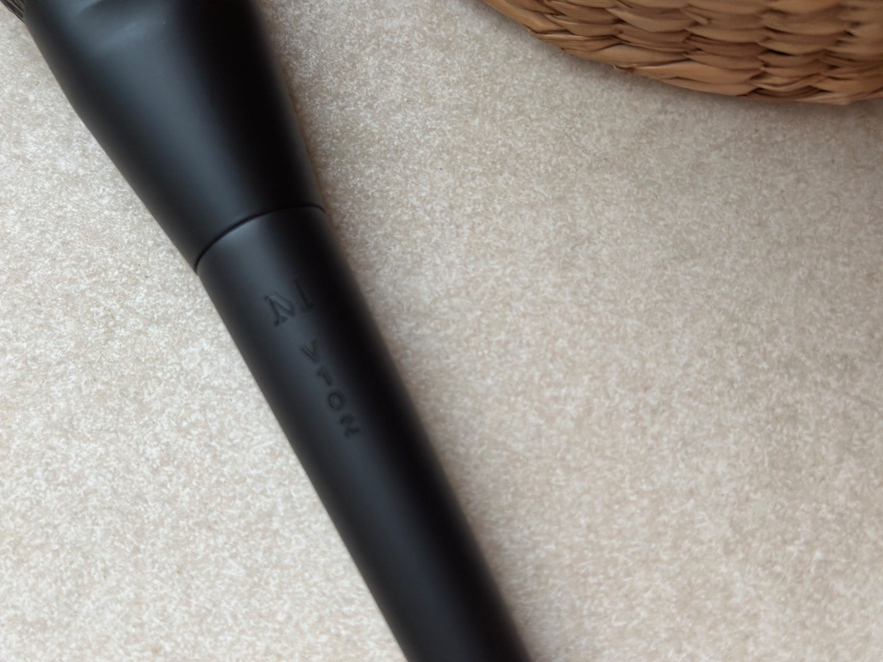 Make-up: MORPHE V102 - DENSE EDGED FOUNDATION BRUSH Pinsel, NEU – Nuovo e nell'imballaggio originale da Zürich venduto da methee1107 3