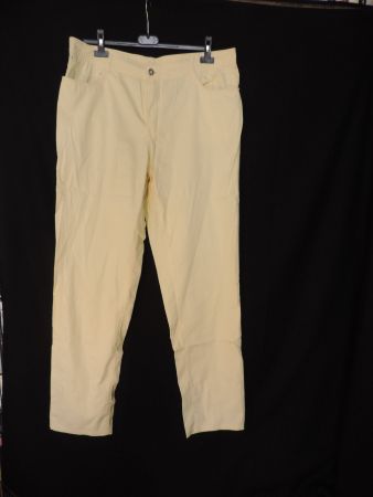 pantalon jaune pale