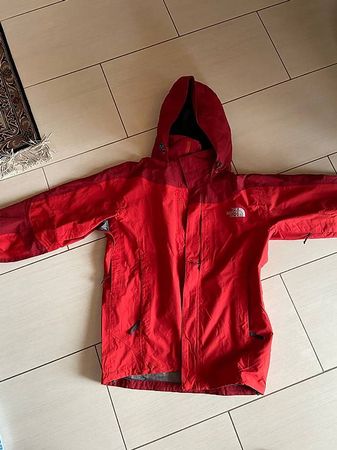 Giacca north face unisex antivento antipioggia come nuova