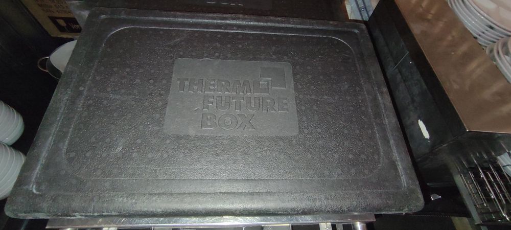 Thermo Future Box Contenedor Isotérmico All Round 60/40 Capacidad 53 u 80 litros - Madrid Hostelería
