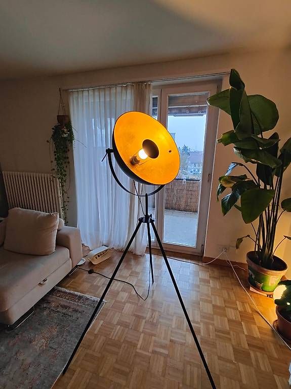 Lampes: Stehlampe zu verkaufen  – D'occasion à Biel/Bienne par fab_d6q6 3