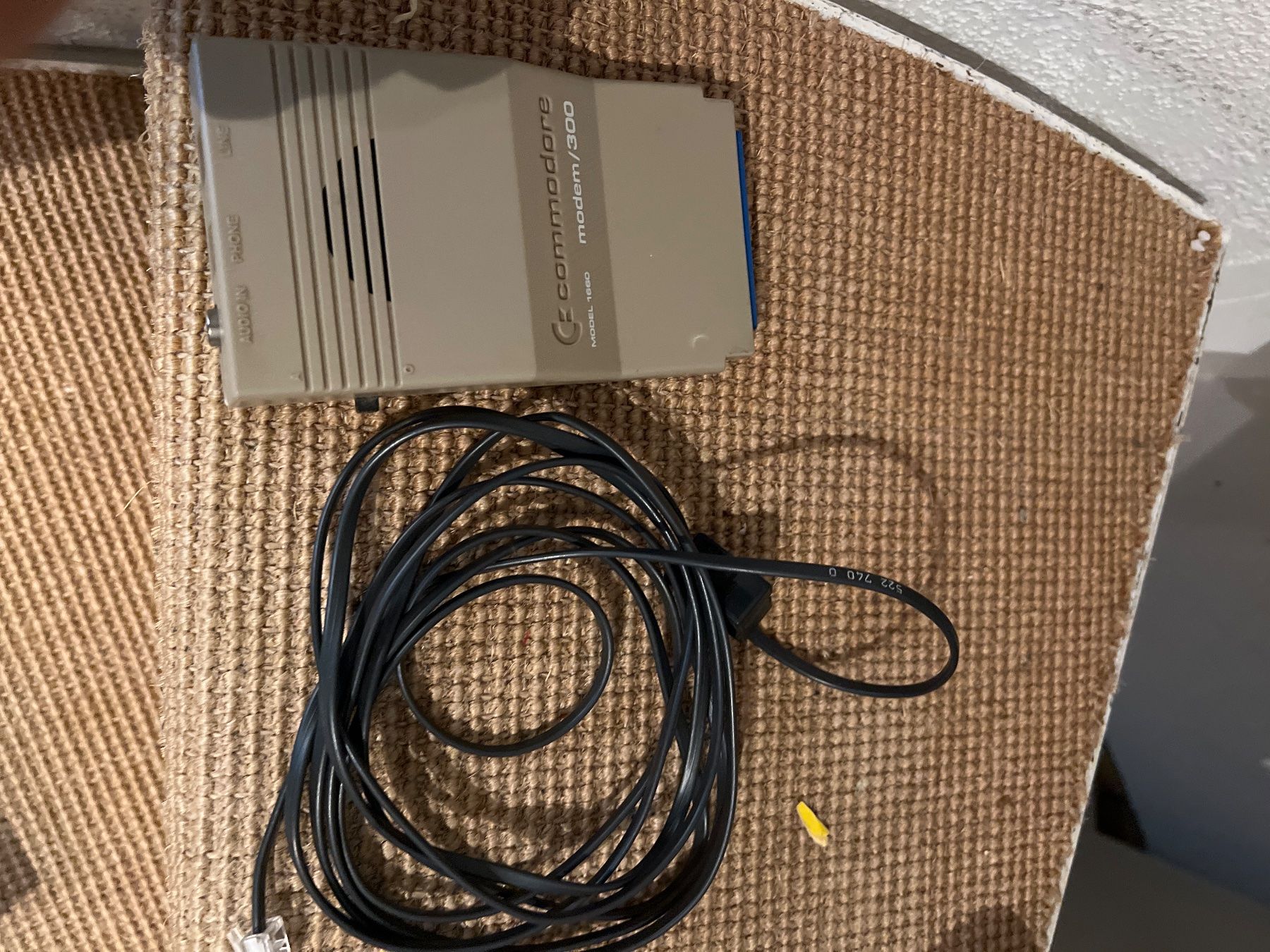 Commodore PCs: Commodore Modem für Sammler – Gebraucht aus Binz von  2