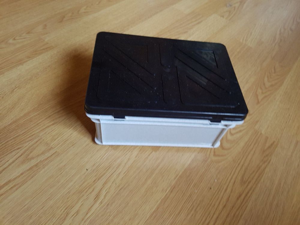 Rotho Box B (Gebraucht) in für CHF 6 – mit Lieferung auf Ricardo kaufen