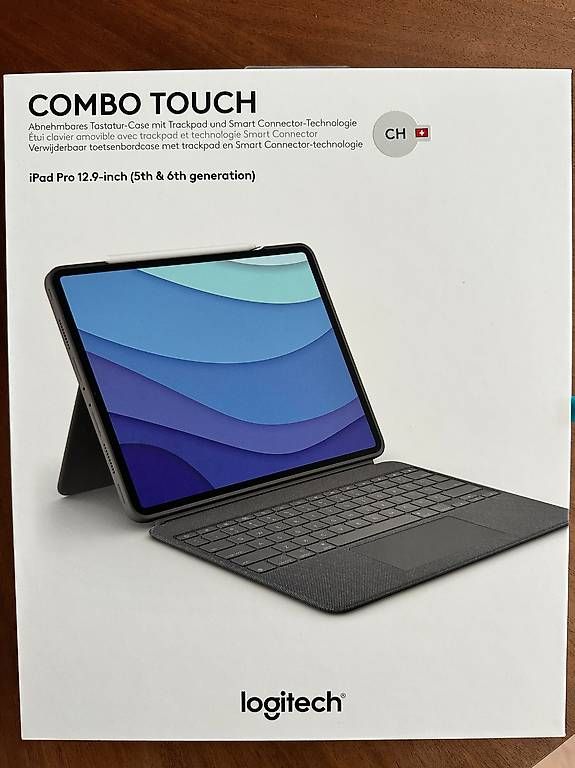 Logitech Tastiere: Logitech Combo Touch Ipad Pro 12.9 Zoll (5. & 6. Generation) – Nuovo (secondo la descrizione) da Zürich venduto da sim_whg8