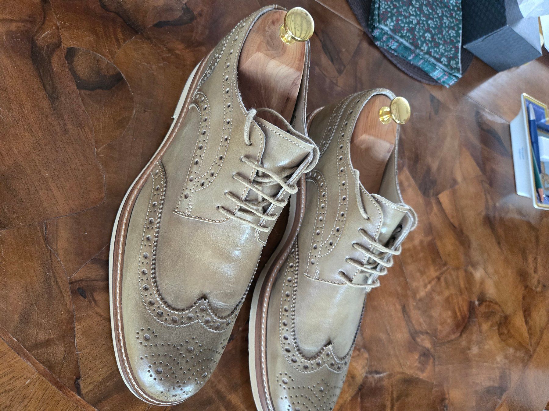 Herrenschuhe: Herren Golfer-Schuh Grösse 42 1/2 hellolive – Gebraucht aus Ascona von Topolinowatch 2