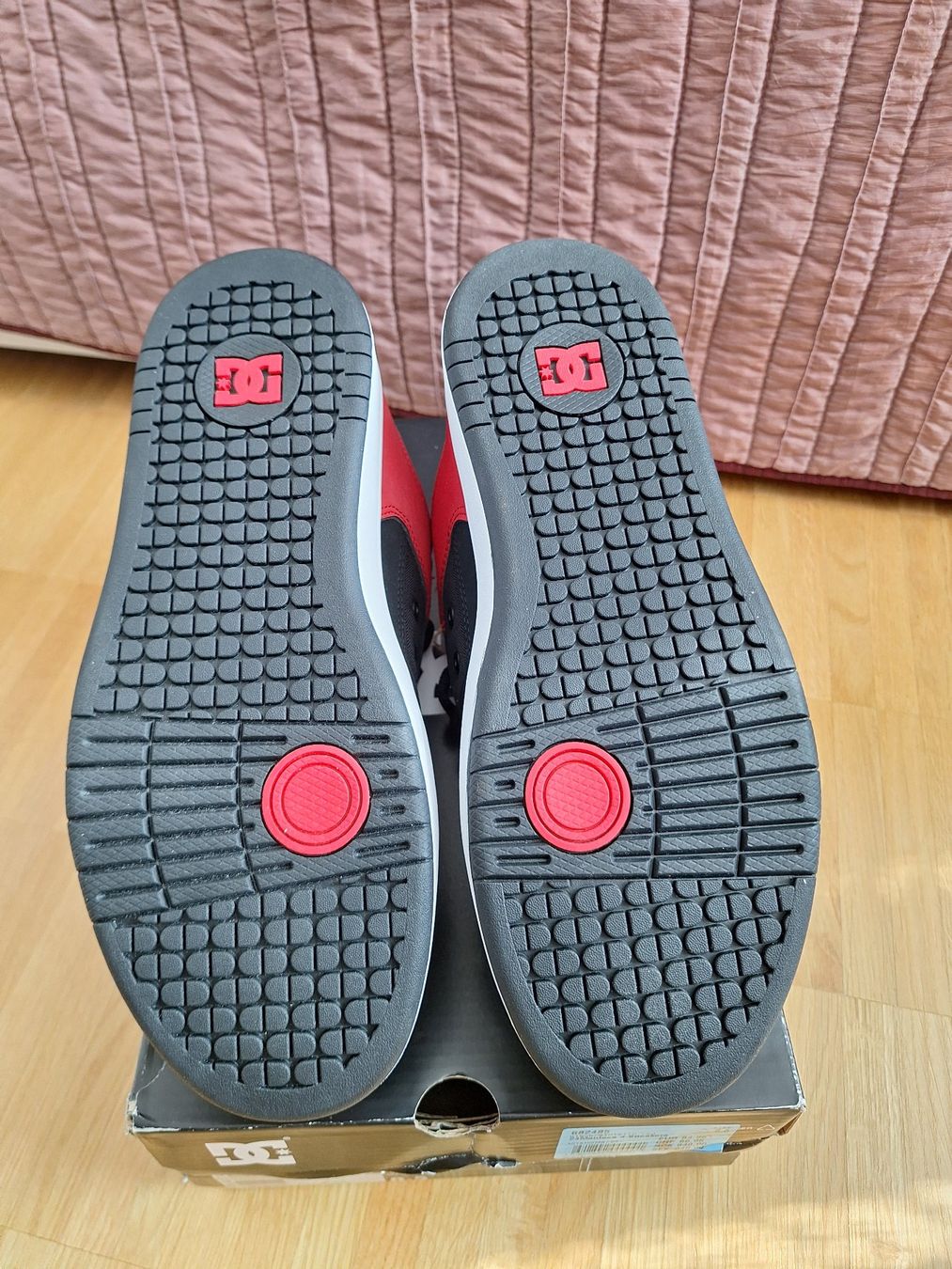 DC shoes Scarpe da uomo: Schuhe DC Manteca 4, Grösse 41 – Nuovo (secondo la descrizione) da Wallisellen venduto da jgronost 4