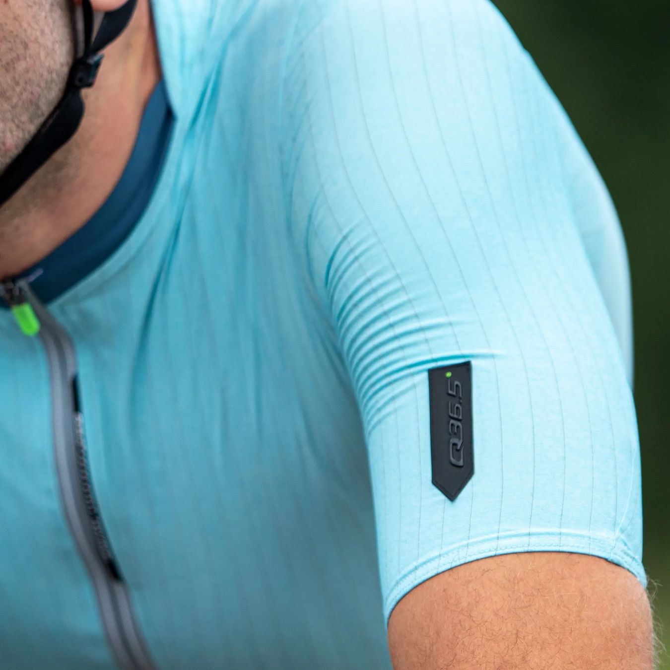 Canottiere & Pantaloni: Q36.5 Seta "Tiffany" Trikot – Nuovo (secondo la descrizione) da Thalwil venduto da Swisshoneys 2
