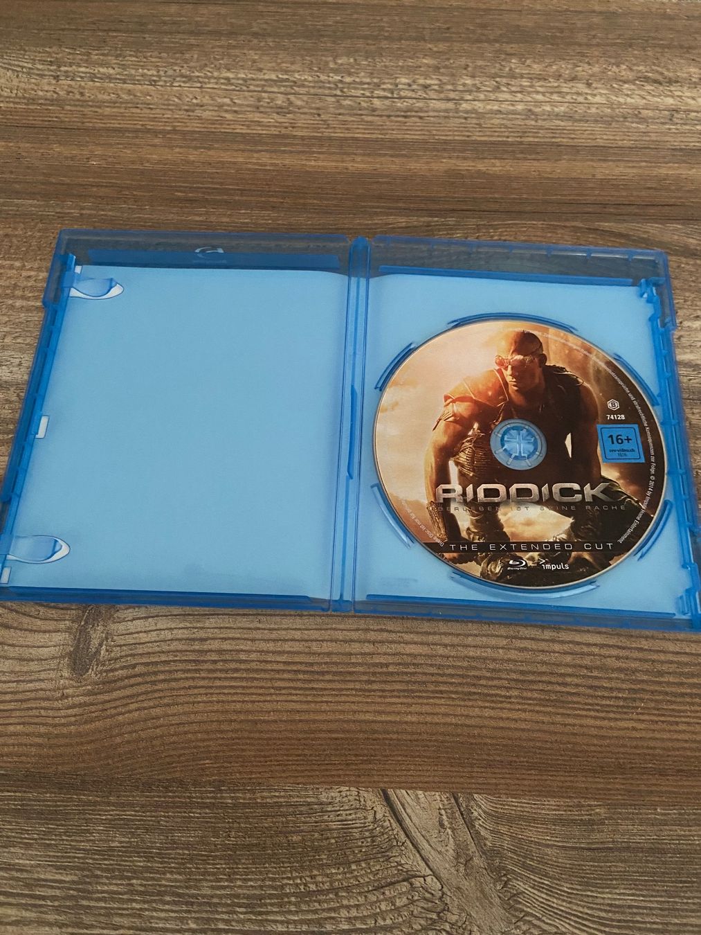Tutti i DVDs: RIDDICK Extended Cut Blu-ray Top Zustand! – Usato da Hasle LU venduto da P89erni01 2