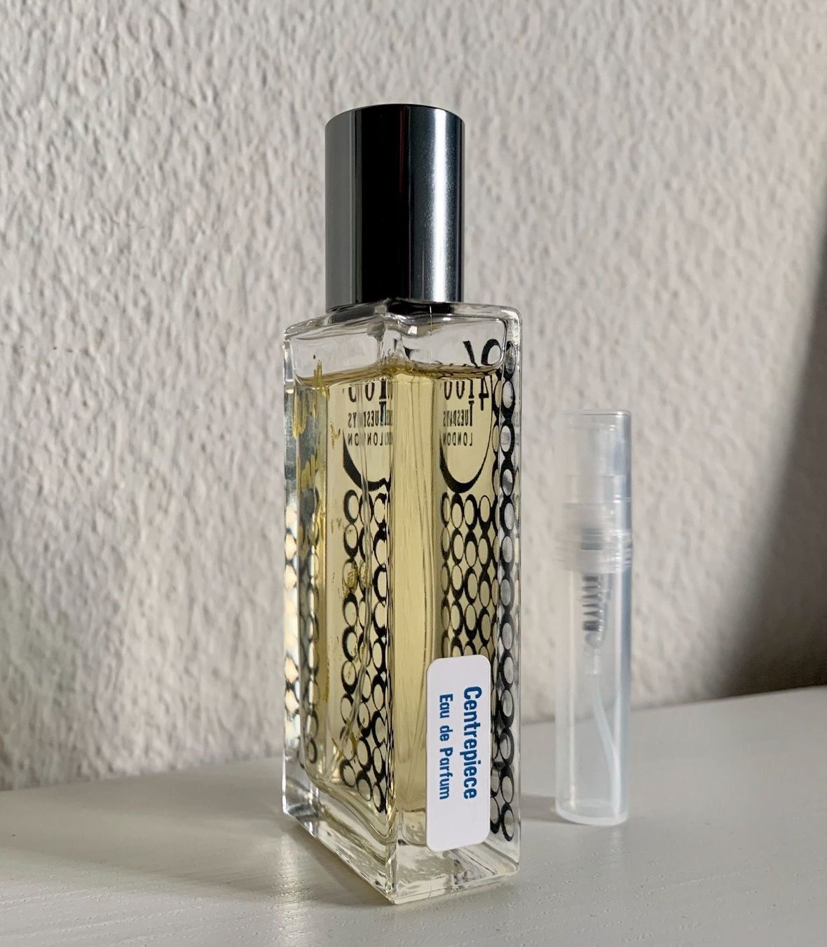 Profumi & Eau de Toilette: Centrepiece 4160 Tuesdays 1.5ml – Nuovo (secondo la descrizione) da Bern venduto da Nspc