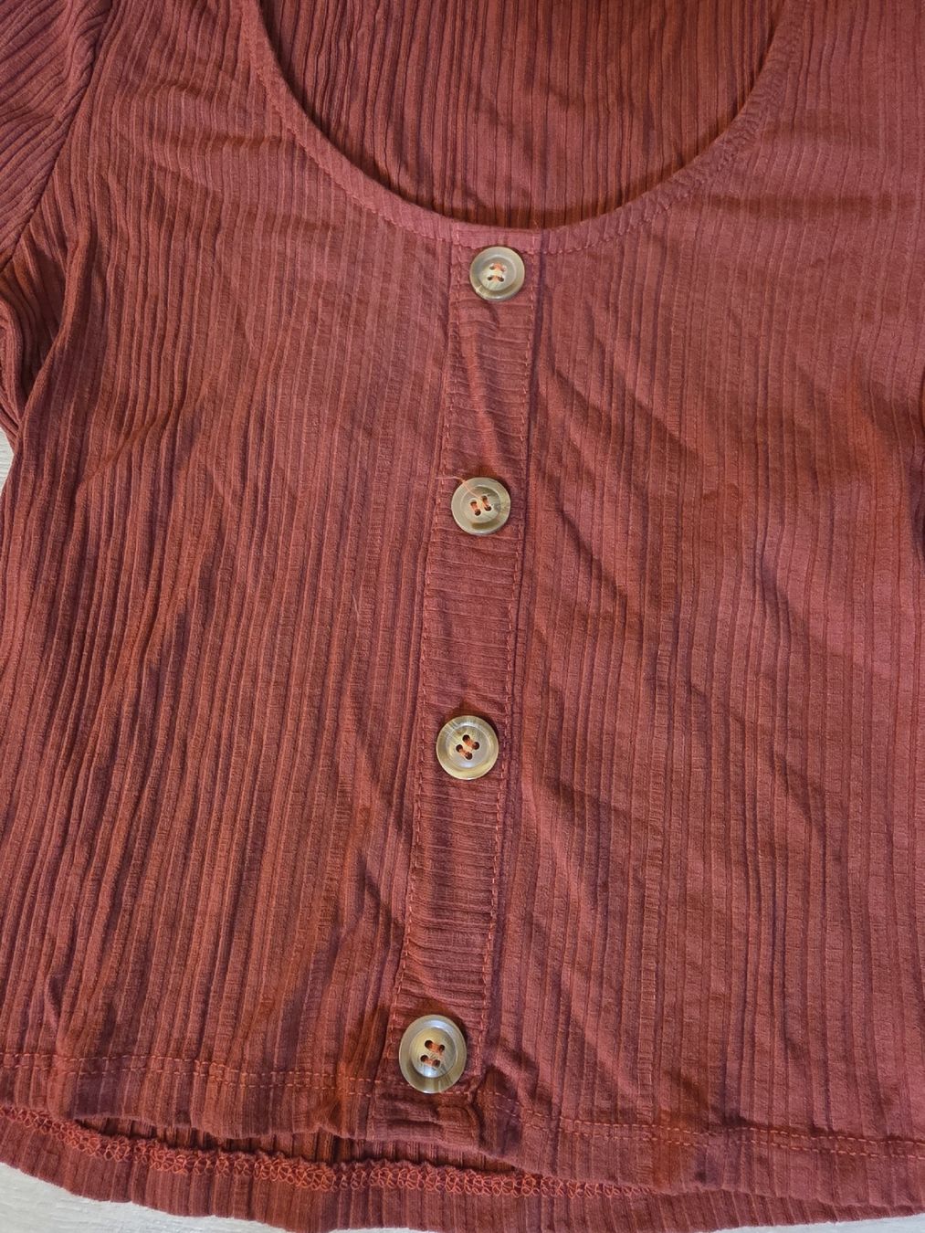 T-shirt: Wunderschönes  Shirt, gerippt, Gr. L – Usato da Wigoltingen venduto da Zuckerfee84 1
