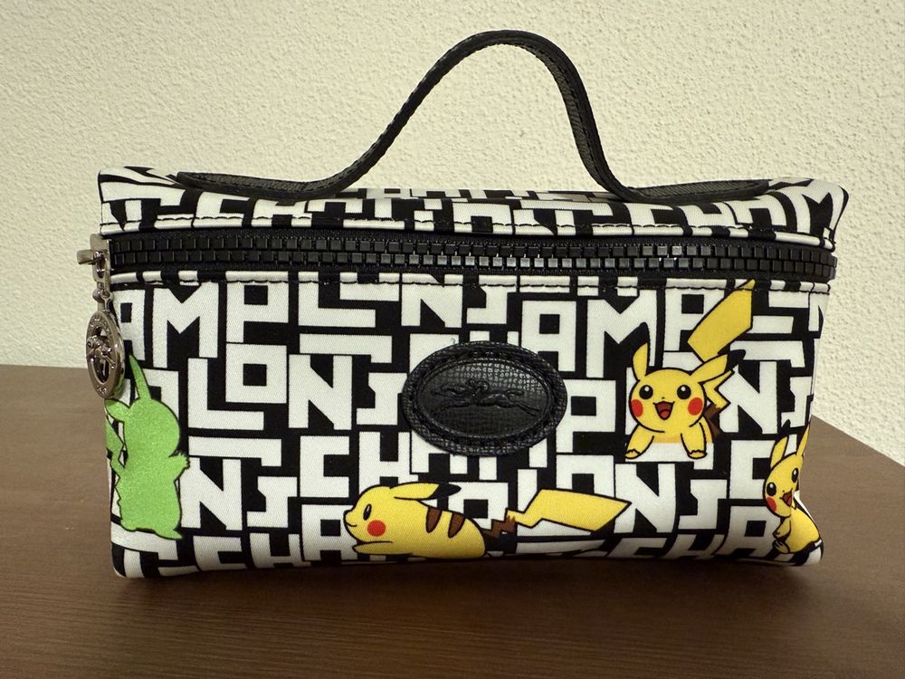 Seven Astuccio Scuola Pokemon 3 Zip, Nero, Portapenne Triplo Scomparto Completo Di Penne, Matite, Colori, Accessori, Scuole Elementari, Bambino
