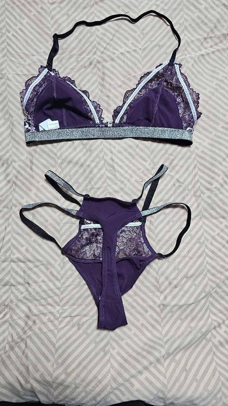 Altra biancheria intima: 3 BH- und String Sets – Nuovo (secondo la descrizione) da Wallbach venduto da ast_n7q9 1