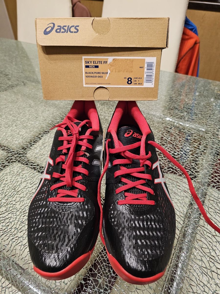 Asics Scarpe da uomo: Asics Gr. 41.5 – Nuovo (secondo la descrizione) da Luzern venduto da Edii025