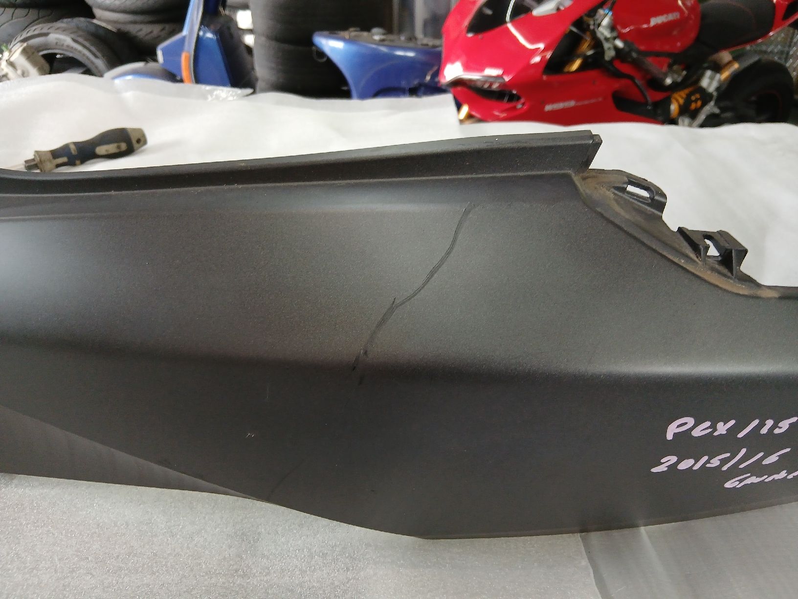 Honda Tutti pezzi di ricambio per scooter: Honda pcx 125 – Usato da Romanel-s-Lausanne venduto da site76 1