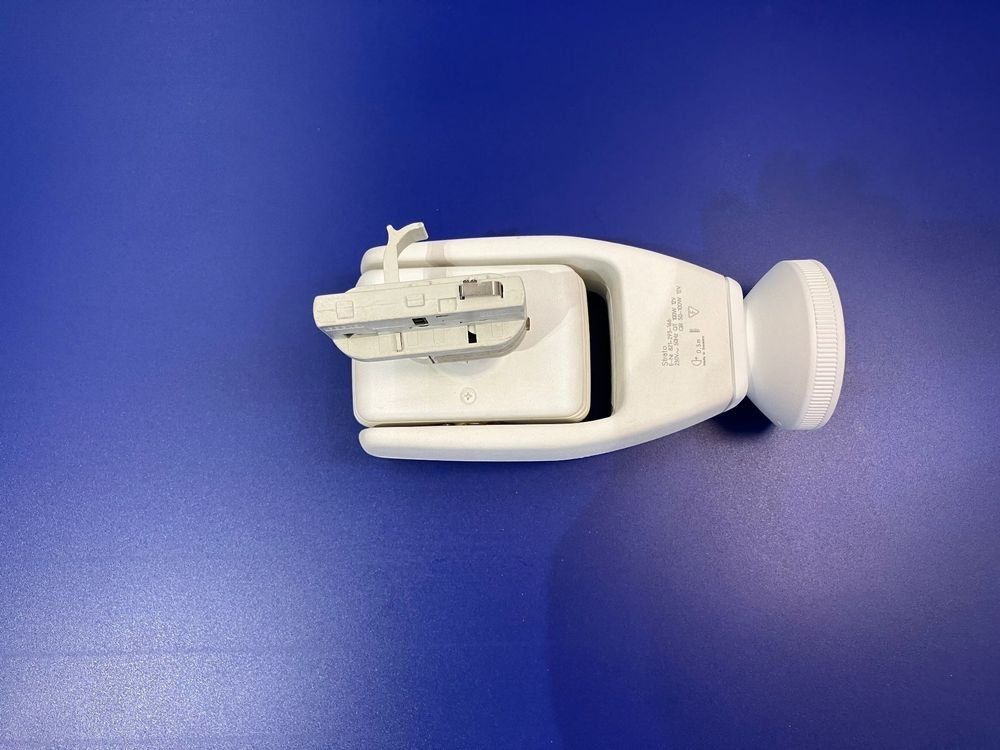Lampade: 5 Stück AEG Strato-Halogen Strahler mit 3-Ph. Adapter – Usato da Neunkirch venduto da liquidationen_8152 4