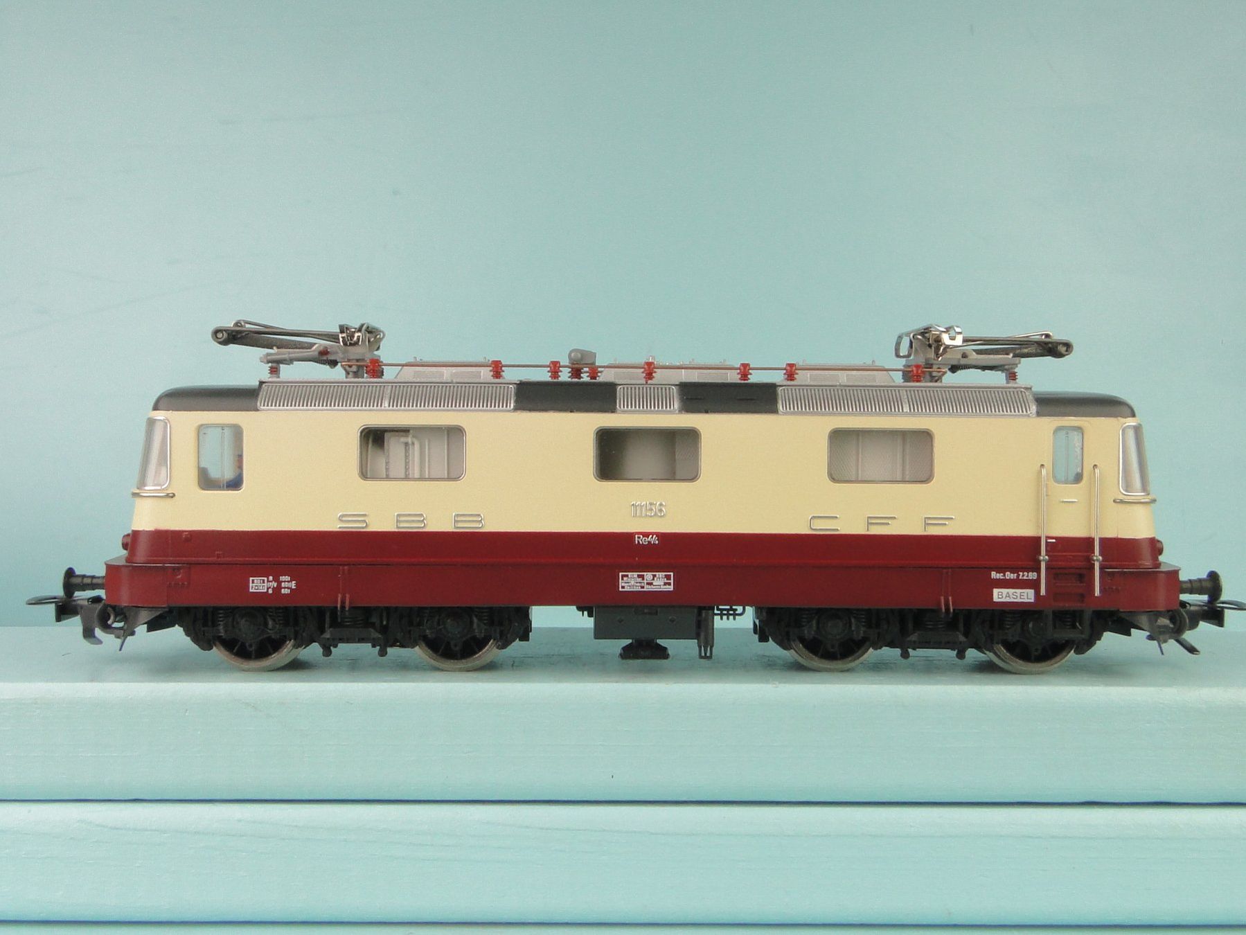 Fleischmann Modellini di ferrovie: Fleischmann 4341 SBB Re 4/4 TEE, Neuwertig – Usato da Bülach venduto da cann11 1