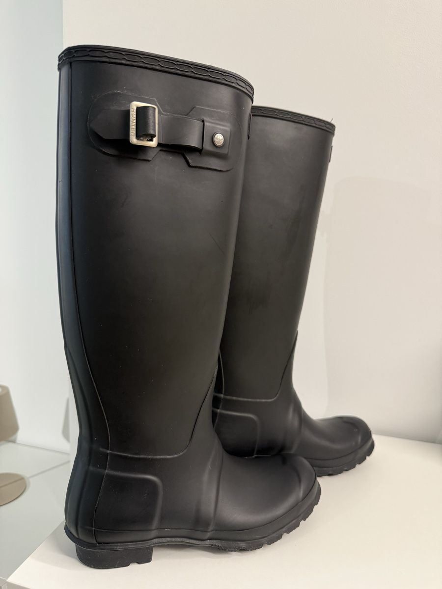Hunter Scarpe da donna: HUNTER Gummistiefel dunkelblau  – Usato da Schlieren venduto da ana_ribeiro19 3